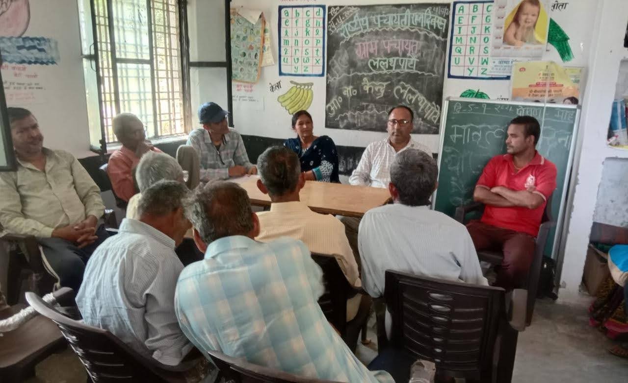 ग्राम सभा ललथपाटौ में पंचायती राज दिवस पर विभिन्न योजनाओं की दी गई जानकारी