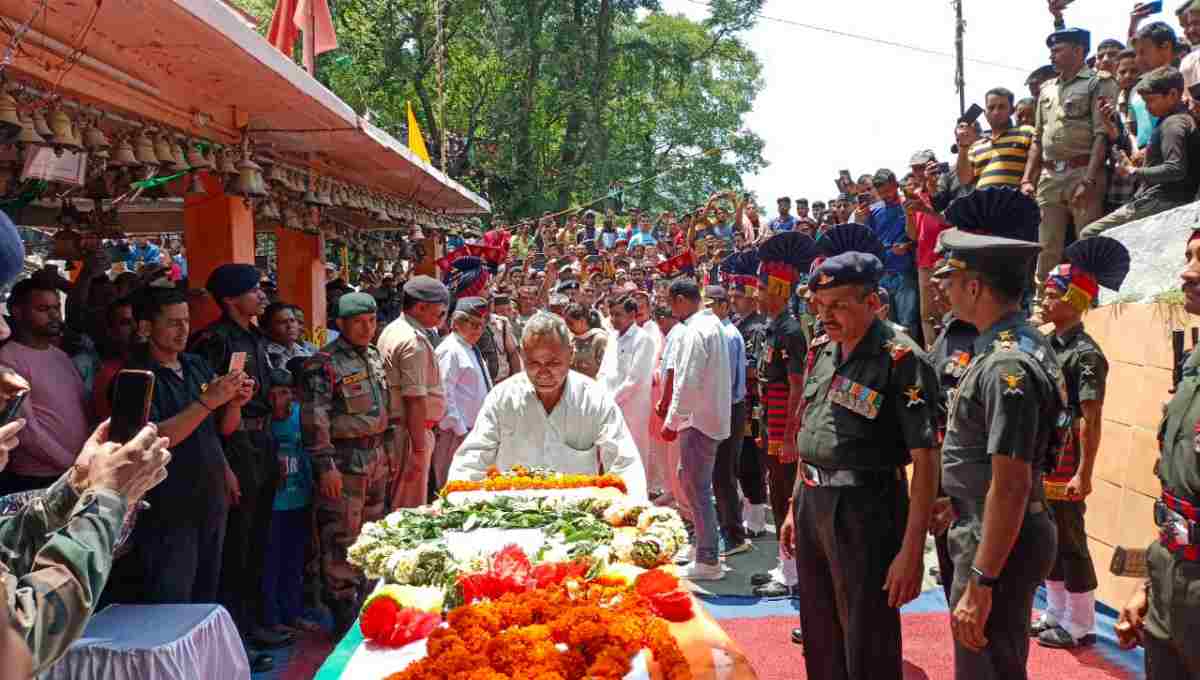 जब तक सूरज चांद रहेगा प्रवीण तेरा नाम रहेगा