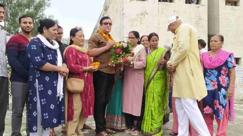 सहायक निदेशक बनने के बाद पहली बार तीर्थ नगरी पहुंचे डॉ चंडी प्रसाद घिल्डियाल का हुआ भव्य स्वागत