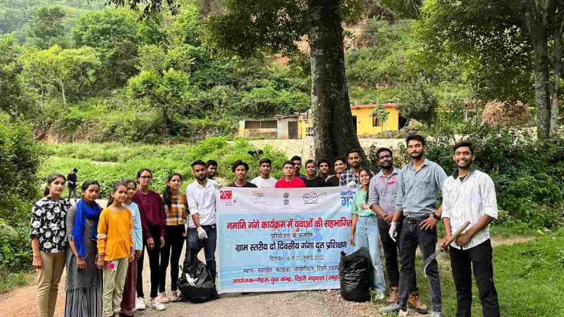 दो दिवसीय गंगा दूत प्रशिक्षण कार्यक्रम में भटवाड़ा गांव के युवाओं ने बढ़ चढ़कर लिया भाग