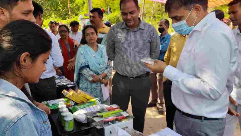 डीएम की अध्यक्षता में आयोजित बहुउद्देश्यीय शिविर में 35 शिकायतें दर्ज, अधिकांश का निस्तारण