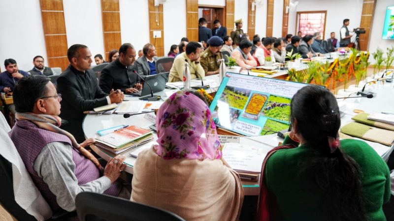 त्योहारों में स्थानीय उत्पादों का अधिक से अधिक प्रयोग किया जाए-मुख्यमंत्री