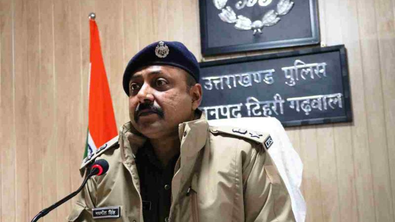 एसएसपी टिहरी ने पुलिस लाईन चंबा में ली मासिक अपराध गोष्ठी