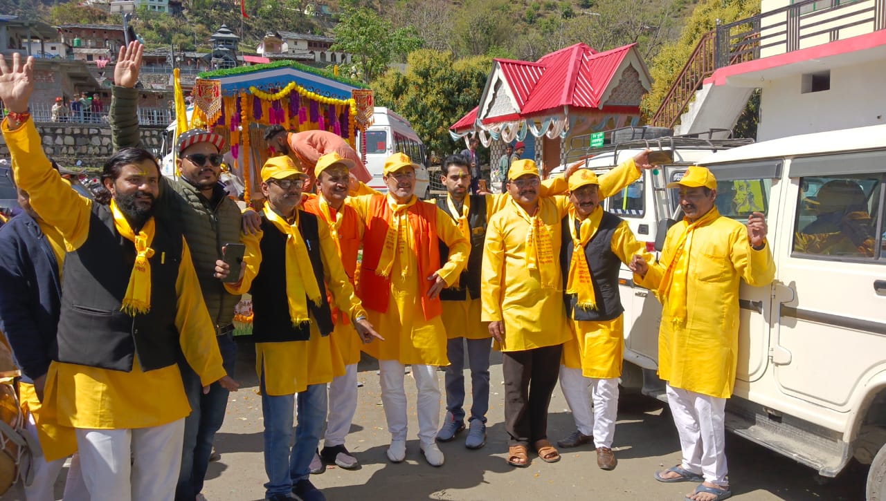 उत्तरकाशी पहुंची “गौ बचाओ जन जागरण रथ यात्रा” कल बूढ़ाकेदार होगी रवाना