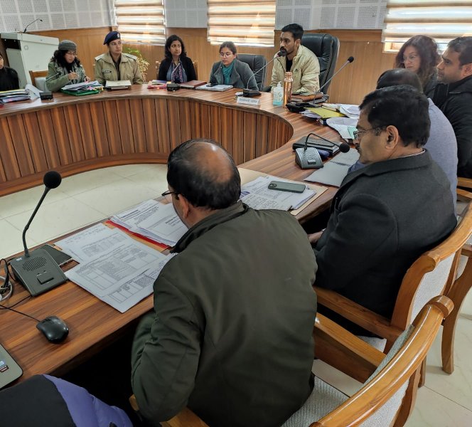 पी0एम0 जनमन योजना का संबंधित लाभार्थियों को लाभ प्रदान करना सुनिश्चित करें- जिलाधिकारी