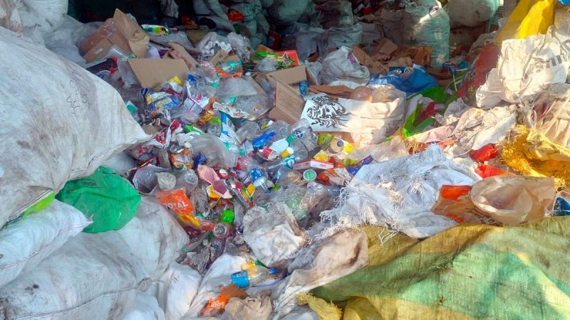 नगर पालिका जोशीमठ ने प्लास्टिक कचरे को बनाया आय का साधन: चारधाम यात्रा मार्ग से एकत्रित प्लास्टिक कचरे से प्राप्त की 1 करोड़ दो लाख की आय