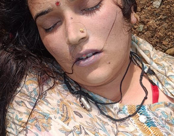 अज्ञात महिला ने की आत्महत्या, शिनाख्त के प्रयास जारी