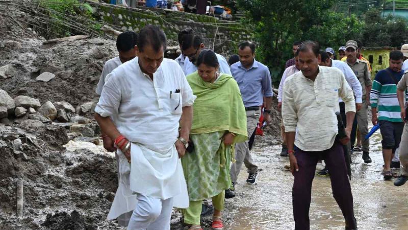 कैबिनेट मंत्री प्रेमचंद अग्रवाल ने किया टिहरी गढ़वाल के आपदाग्रस्त क्षेत्रों का निरीक्षण