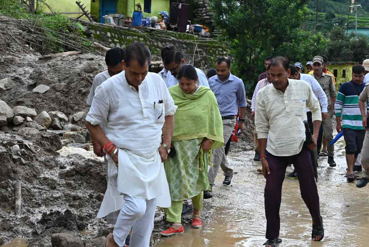 कैबिनेट मंत्री प्रेमचंद अग्रवाल ने किया टिहरी गढ़वाल के आपदाग्रस्त क्षेत्रों का निरीक्षण