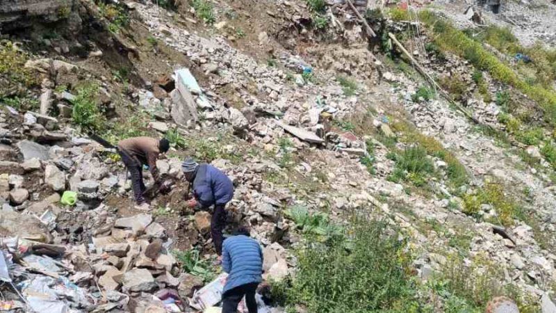 बदरीनाथ धाम में जनभावन के दृष्टिगत शुरू हुआ पौराणिक कुबेर गली ठीक करने का काम