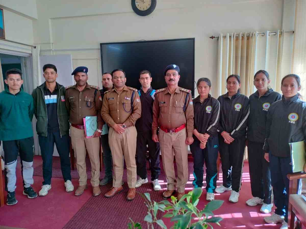 टिहरी पुलिस के खिलाड़ियों ने प्रादेशिक पुलिस स्पर्धा में जीते 10 मेडल