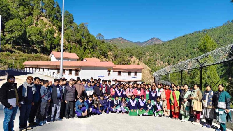 ग्वालखुड़ा इंटर कॉलेज के छात्रों ने पैठाणी व्यावसायिक महाविद्यालय में शैक्षिक भ्रमण और करियर परामर्श सत्र में लिया भाग