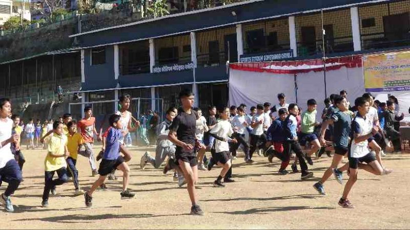 गणतंत्र दिवस की पूर्व बेला और राष्ट्रीय मतदाता दिवस पर चमोली में क्रॉस कंट्री दौड़ का आयोजन