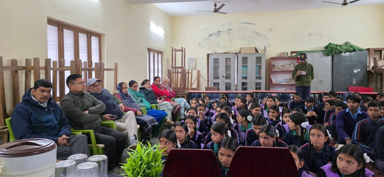 राजकीय इंटर कॉलेज नागदेव पथल्ड में करियर मार्गदर्शन कार्यक्रम: स्वरोजगार की ओर बढ़ते कदम