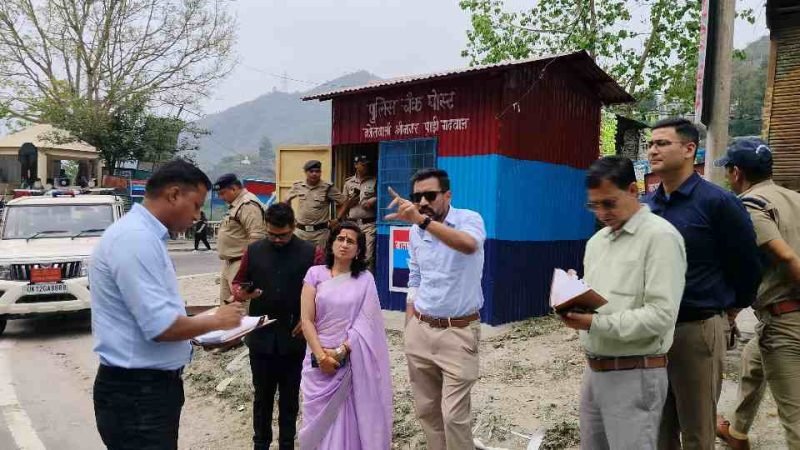 चारधाम यात्रा तैयारियों का डीएम ने लिया जायज़ा, व्यवस्थाओं को चाक-चौबंद करने के निर्देश