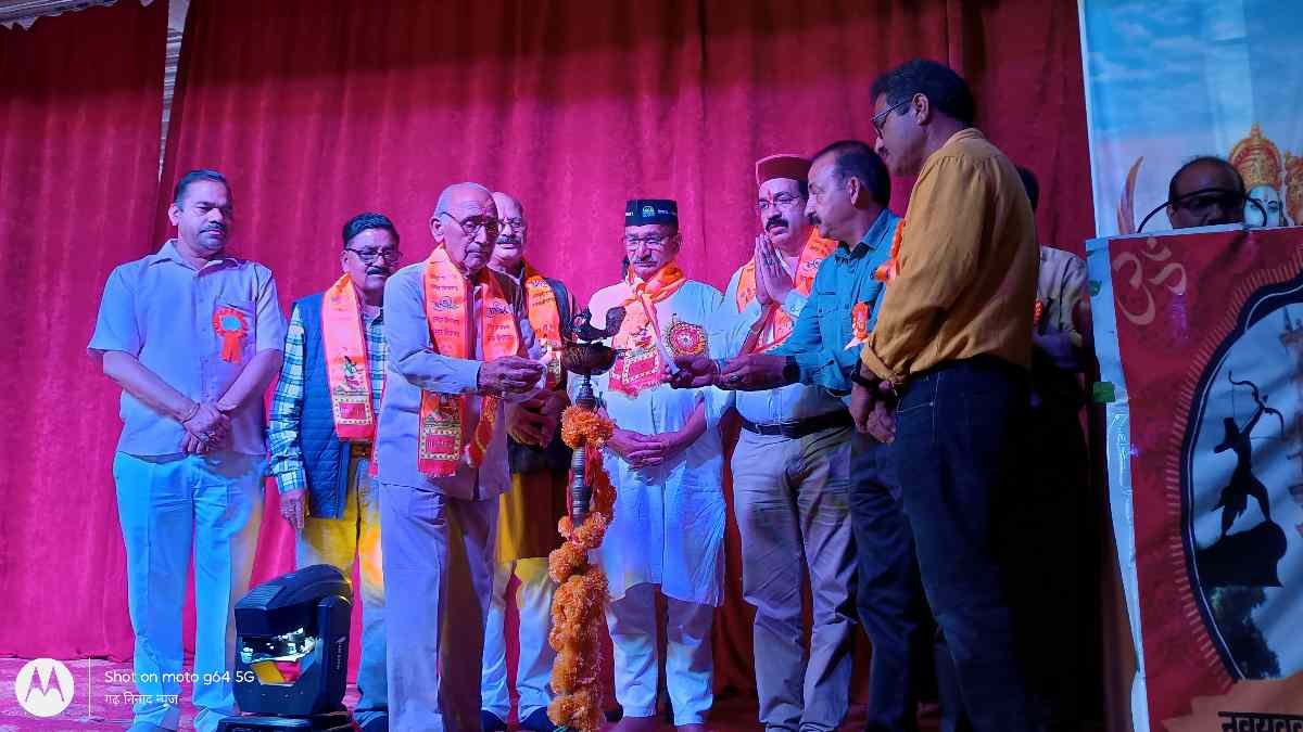 नई टिहरी में भव्य रामलीला का सातवां दिन: बाली-सुग्रीव युद्ध, लंका दहन जैसे दृश्यों ने जीता दर्शकों का दिल