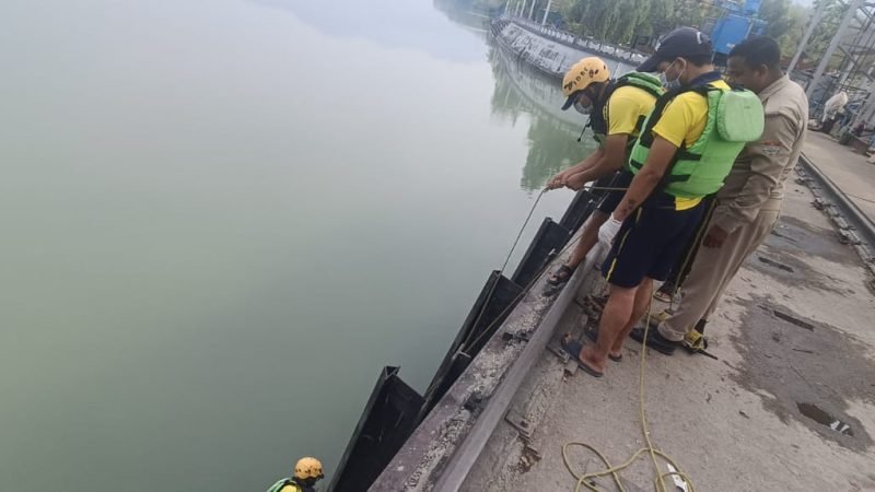 हरियाणा से ऋषिकेश घूमने आए युवक का शव SDRF ने पशुलोक बैराज से किया बरामद