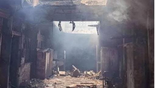 ब्रेकिंग न्यूज़: हैदराबाद के चारमीनार के पास गुलजार हाउस में भीषण आग: 8 बच्चों समेत 17 की मौत