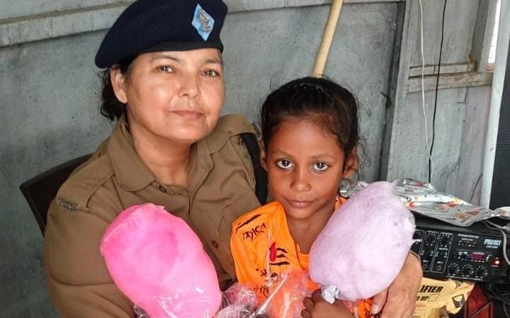 टिहरी पुलिस की तत्परता बनी जीवनरक्षक:इंसानियत और कर्तव्य का दिखा अद्भुत संगम