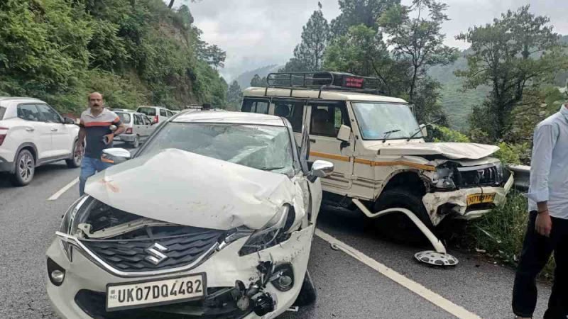 चंबा-नागनी मार्ग पर बलेनो और बोलोरो में टक्कर, तीन लोग घायल