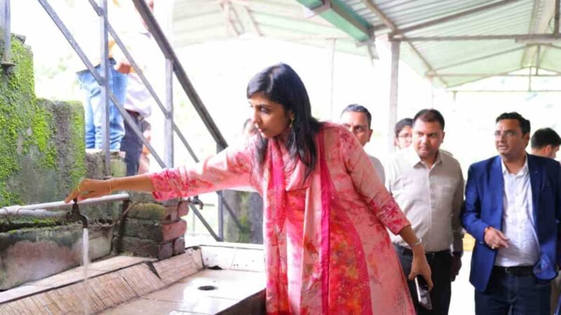 जिलाधिकारी ने नवोदय विद्यालय सन्तूधार का औचक निरीक्षण कर दी व्यवस्थाओं में सुधार के निर्देश