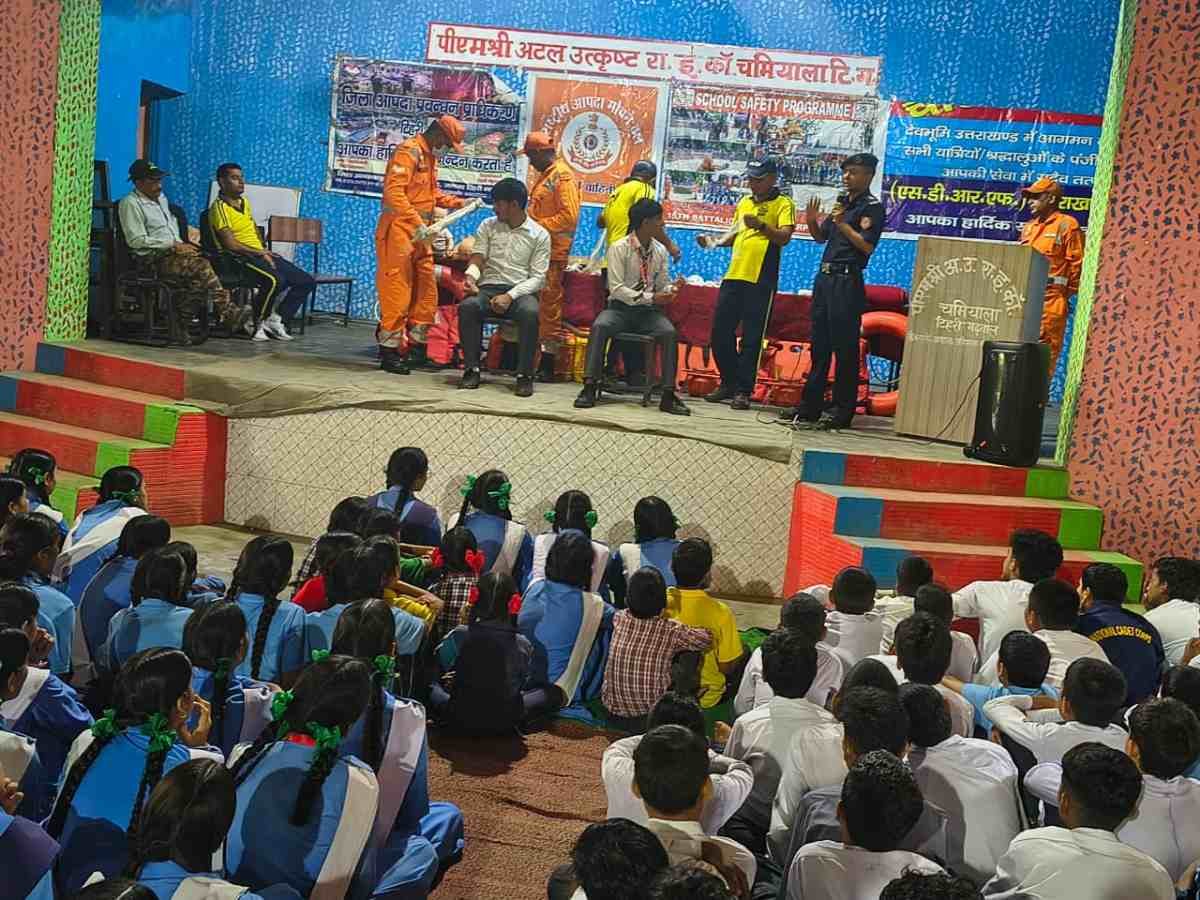 भिलंगना में NDRF का स्कूल सेफ्टी कार्यक्रम आयोजित