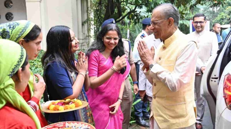 नरेंद्रनगर में मॉरीशस के प्रधानमंत्री डॉ. नवीनचंद्र रामगुलाम का भव्य स्वागत