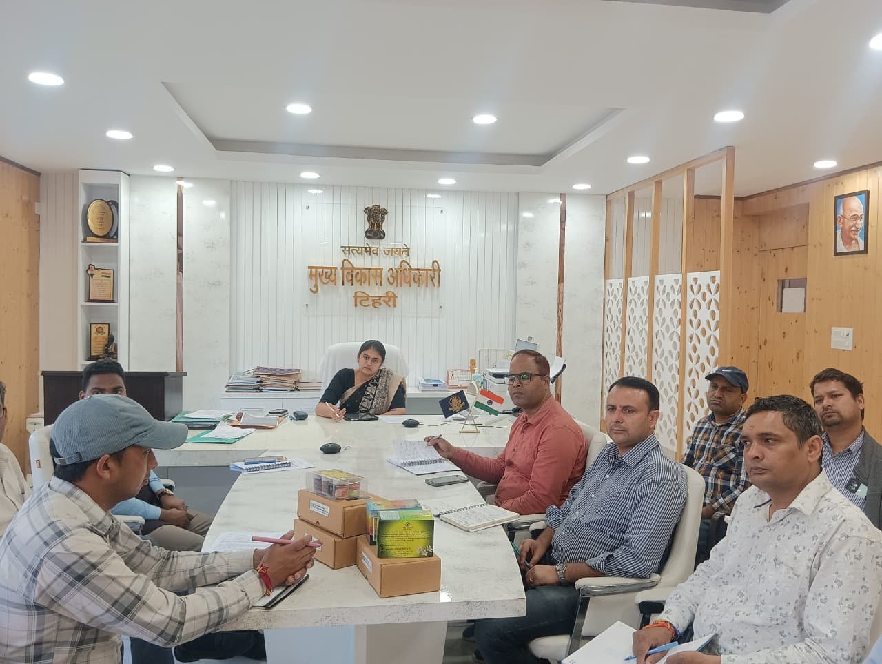 सीडीओ टिहरी की अध्यक्षता में सरस मेले की तैयारियों की बैठक आयोजित
