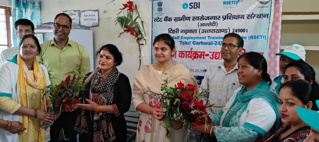 मुख्य विकास अधिकारी टिहरी द्वारा जौनपुर ब्लॉक में विभिन्न विकास कार्यों का निरीक्षण