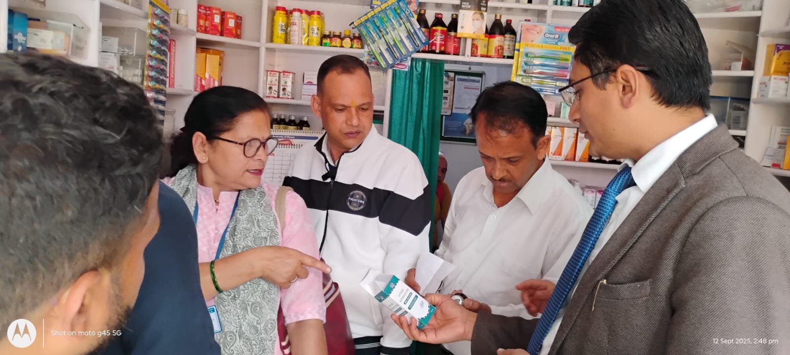 चंबा बाजार में मेडिकल स्टोरों का किया निरीक्षण