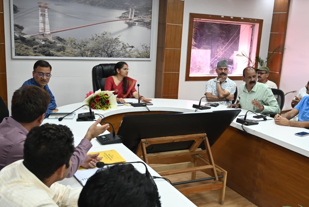 लखवाड़ बांध प्रभावित काश्तकार समिति की बैठक हुई संपन्न