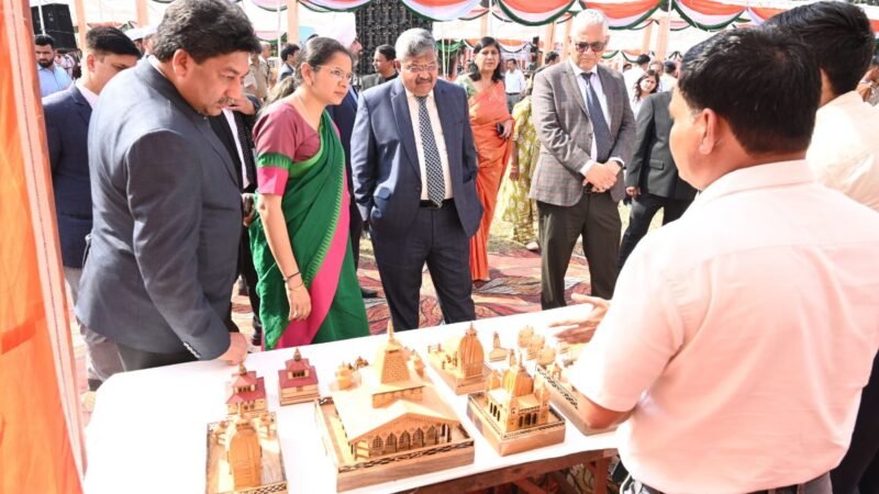 मुख्य न्यायमूर्ति की उपस्थिति में टिहरी में वृहद विधिक सेवा शिविर संपन्न