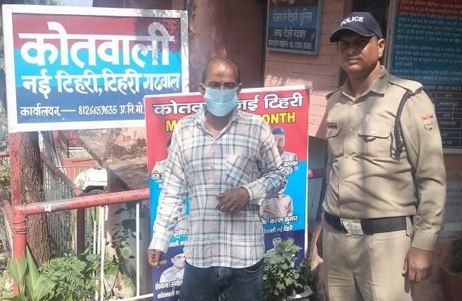 शराब के नशे में कार चलाते चालक गिरफ्तार