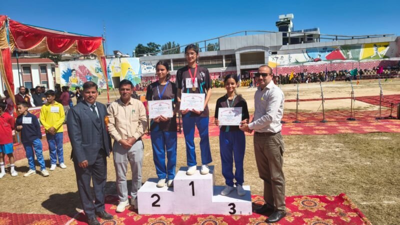 सेंट एंथोनी स्कूल का वार्षिक खेल दिवस धूमधाम से संपन्न: प्रफुल्ल शाह बने ओवरऑल चैंपियन