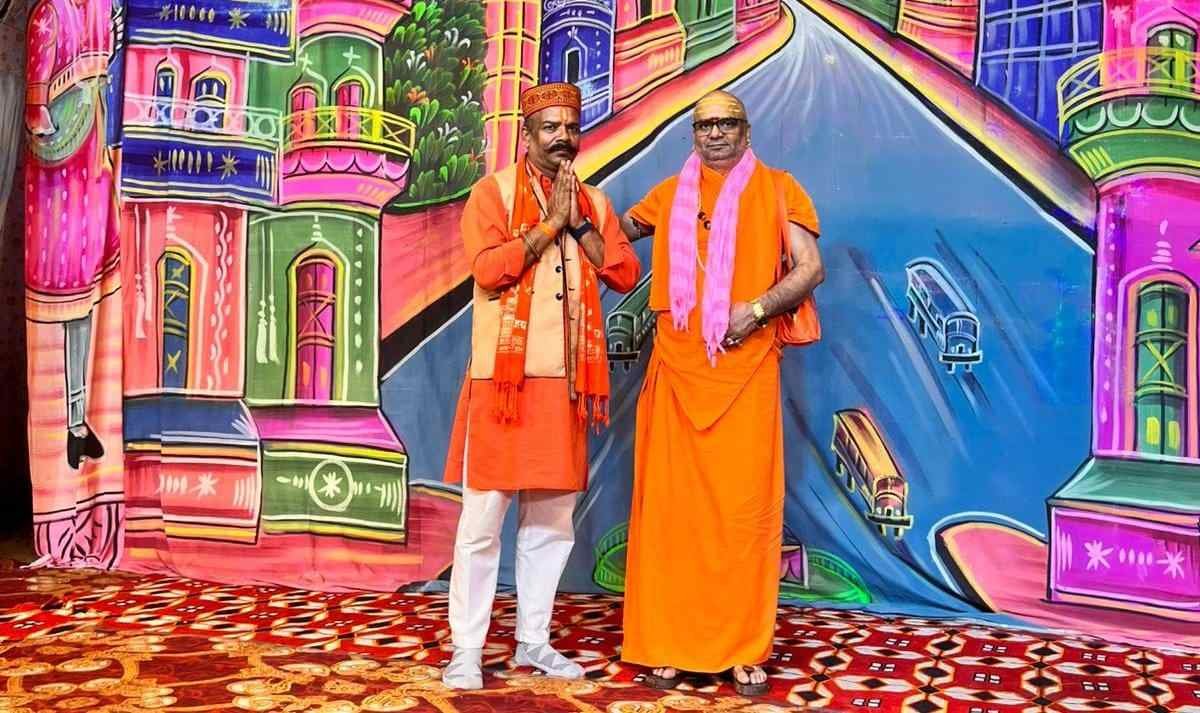 रामलीला को परिवार सहित लोगों का देखने आना हमारी संस्कृति और धर्म के लिए अच्छी बात : रसिक महाराज